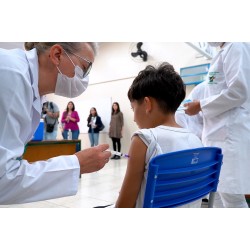 Primeira etapa da força-tarefa de vacinação nas escolas soma mais de 86 mil doses aplicadas